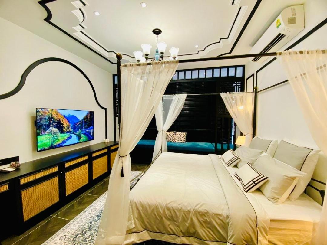 Scarletz Suites Klcc By M Suites Куала-Лумпур Экстерьер фото
