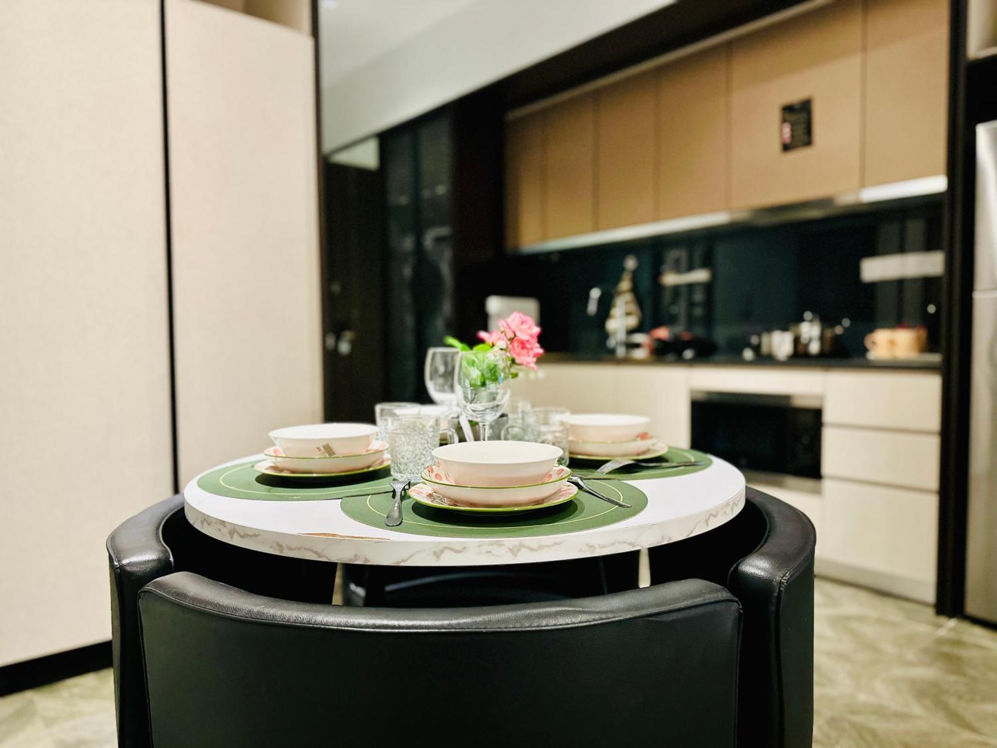 Scarletz Suites Klcc By M Suites Куала-Лумпур Экстерьер фото